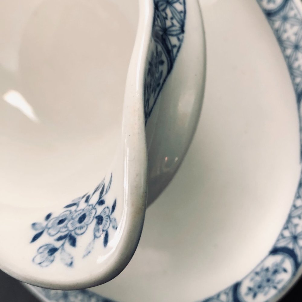 VINTAGE Old Chelsea Furnivals Ltd RARE #647812 Double Spouted Sauce Boat EUC - Picture 2 of 8